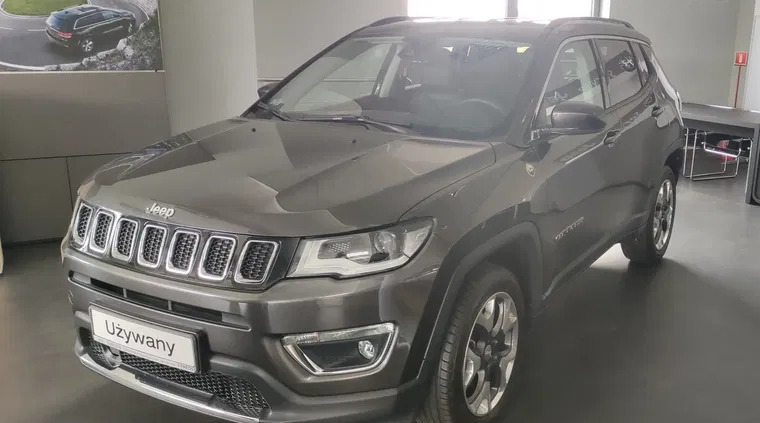 śląskie Jeep Compass cena 129900 przebieg: 1900, rok produkcji 2017 z Frombork